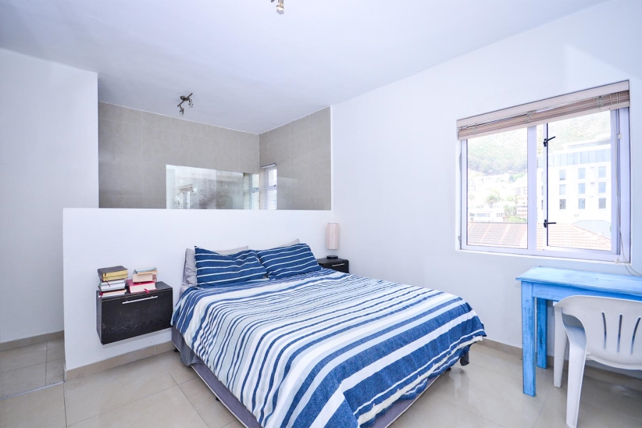 To Let 2 Bedroom Property for Rent in Sea Point Western Cape